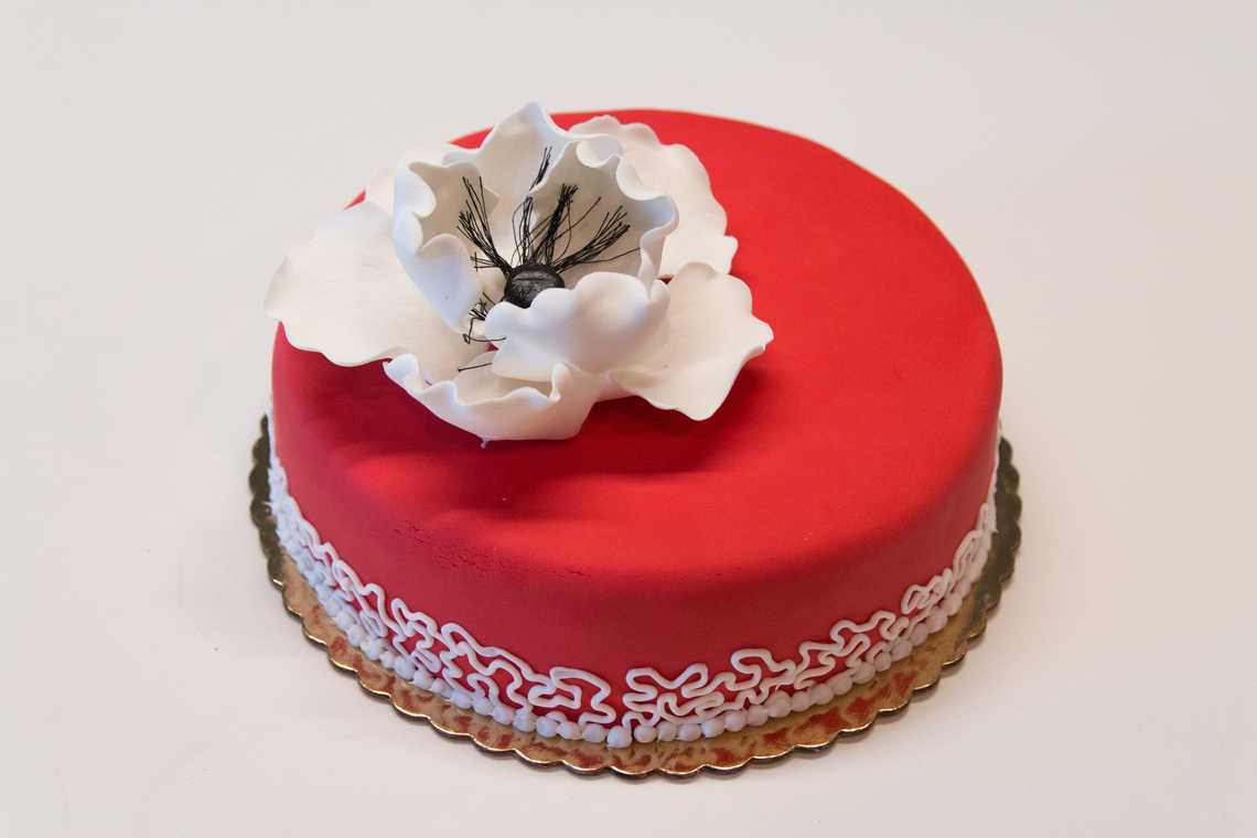 Red Poppy Cake — February 5, 2016 Red Poppy Cake — February 5, 2016
